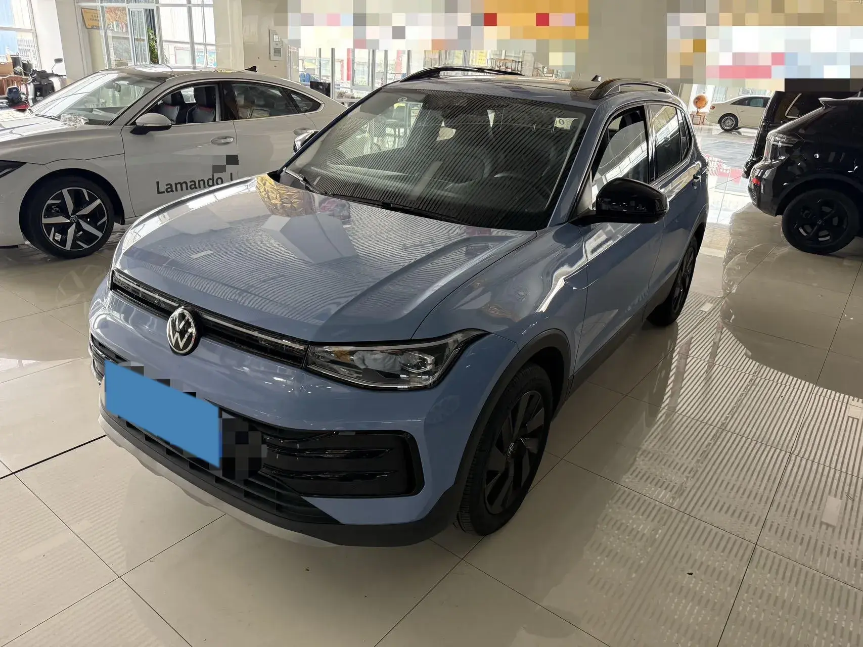 2025 VOLKSWAGEN THARU view 1