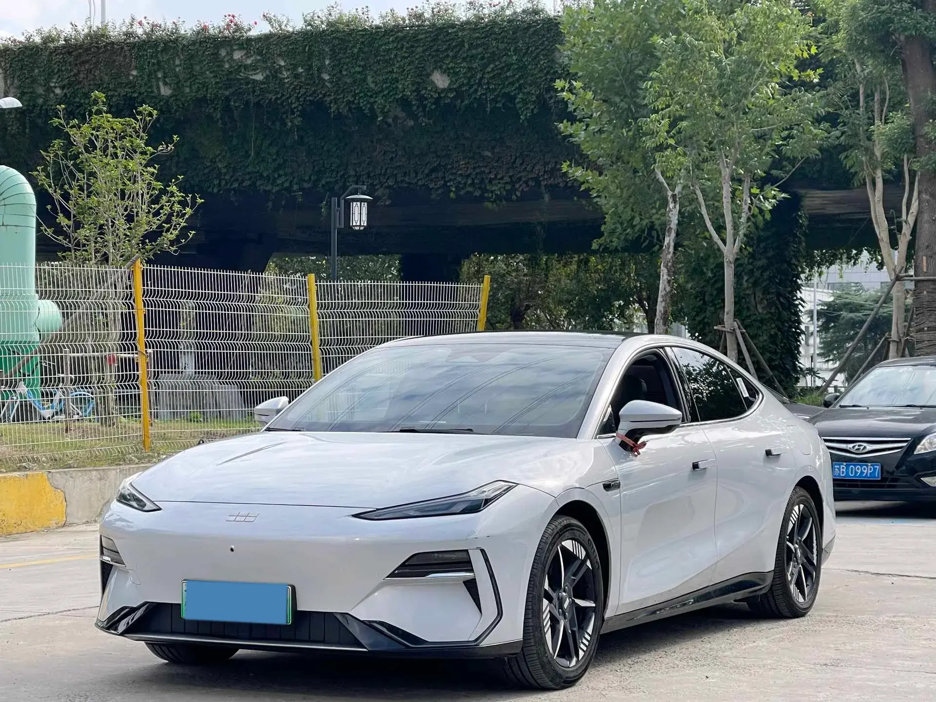 2024 GEELY GALAXY view 1