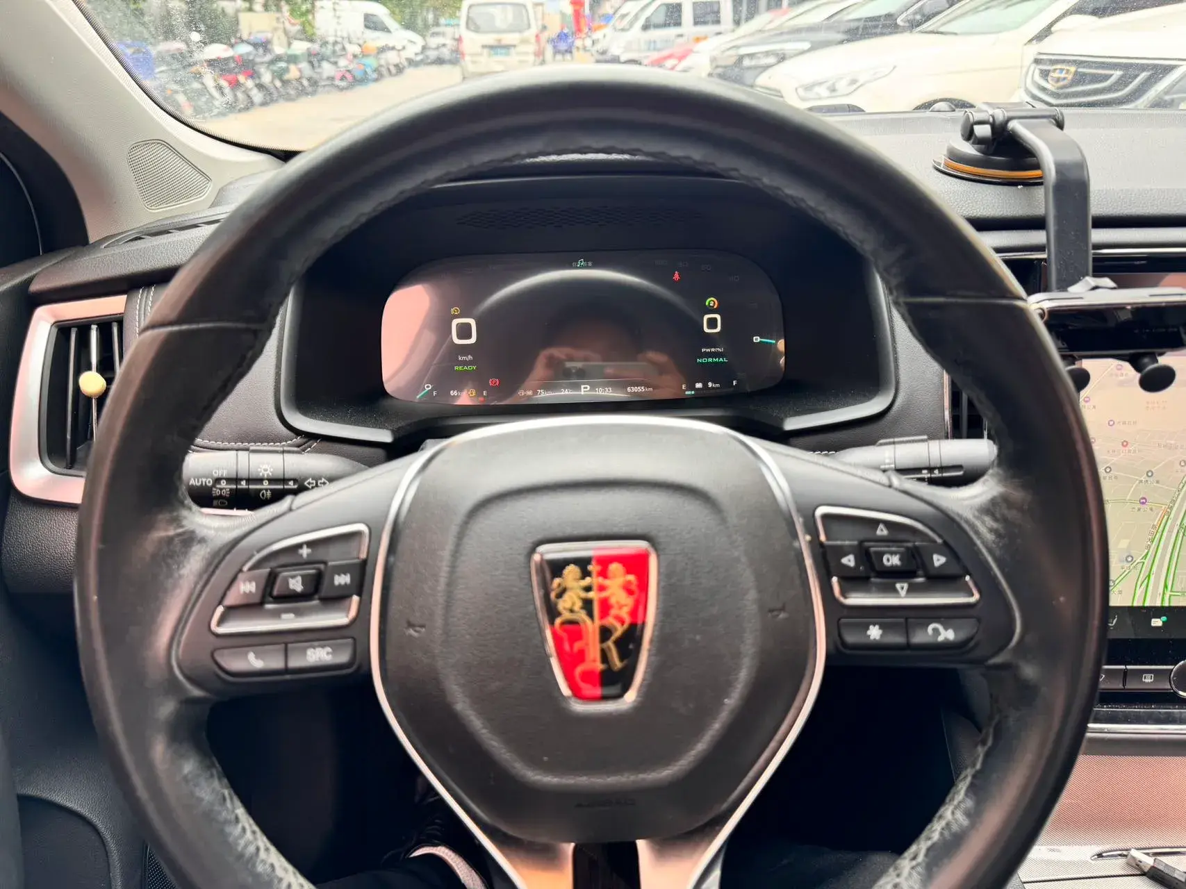 2017 ROEWE I6 thumbnail 3