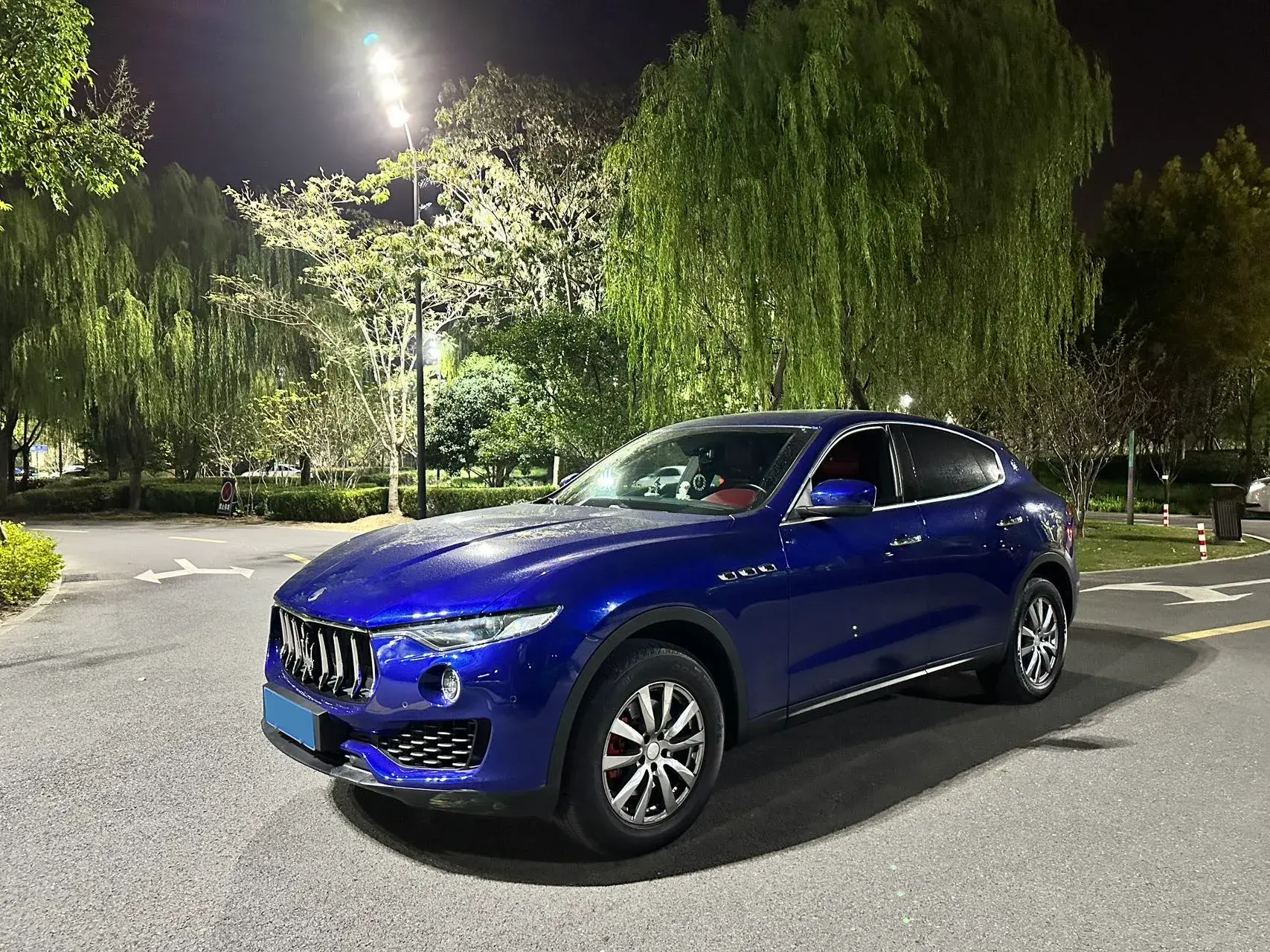 2018 MASERATI LEVANTE view 1