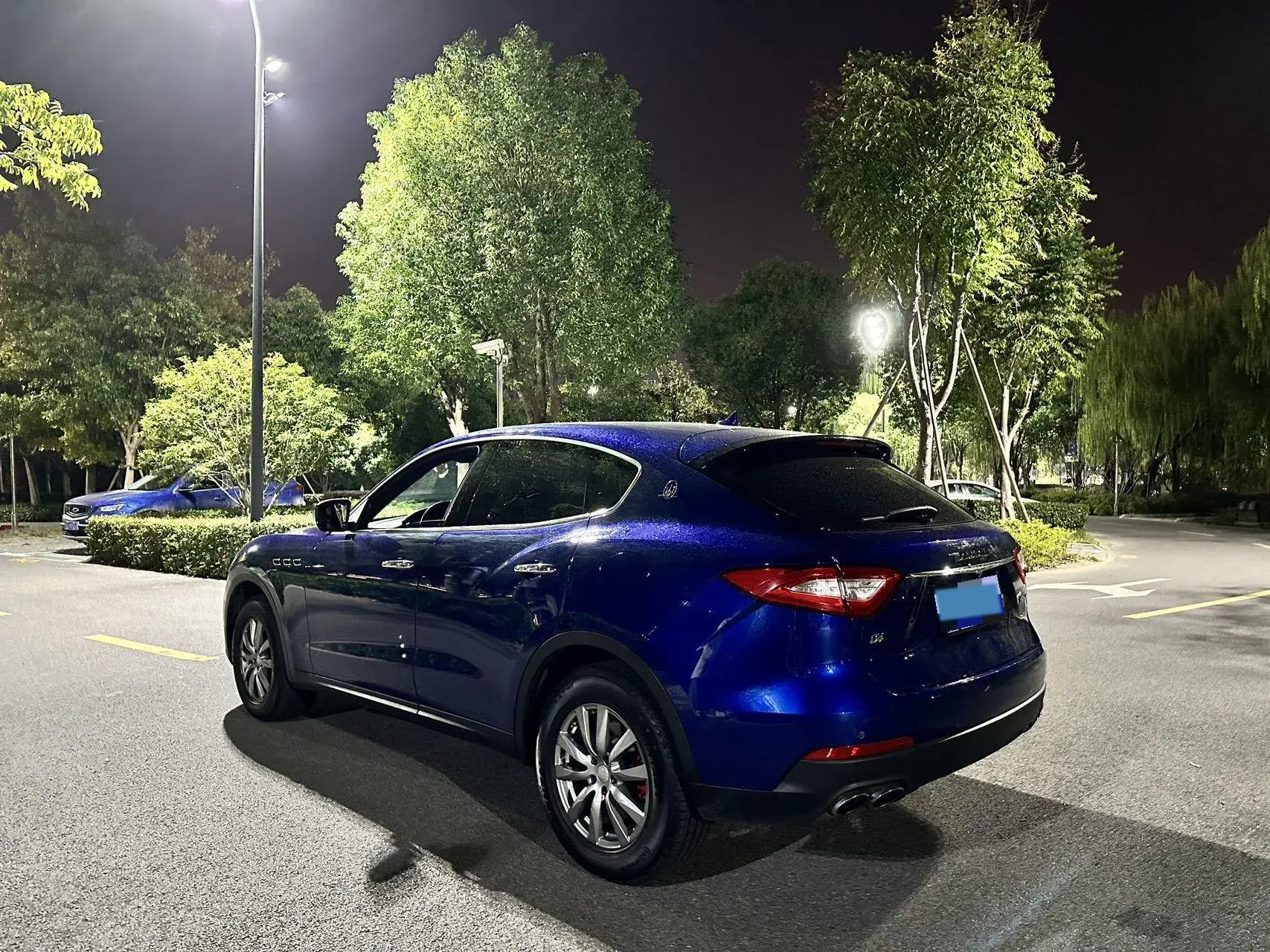 2018 MASERATI LEVANTE thumbnail 4