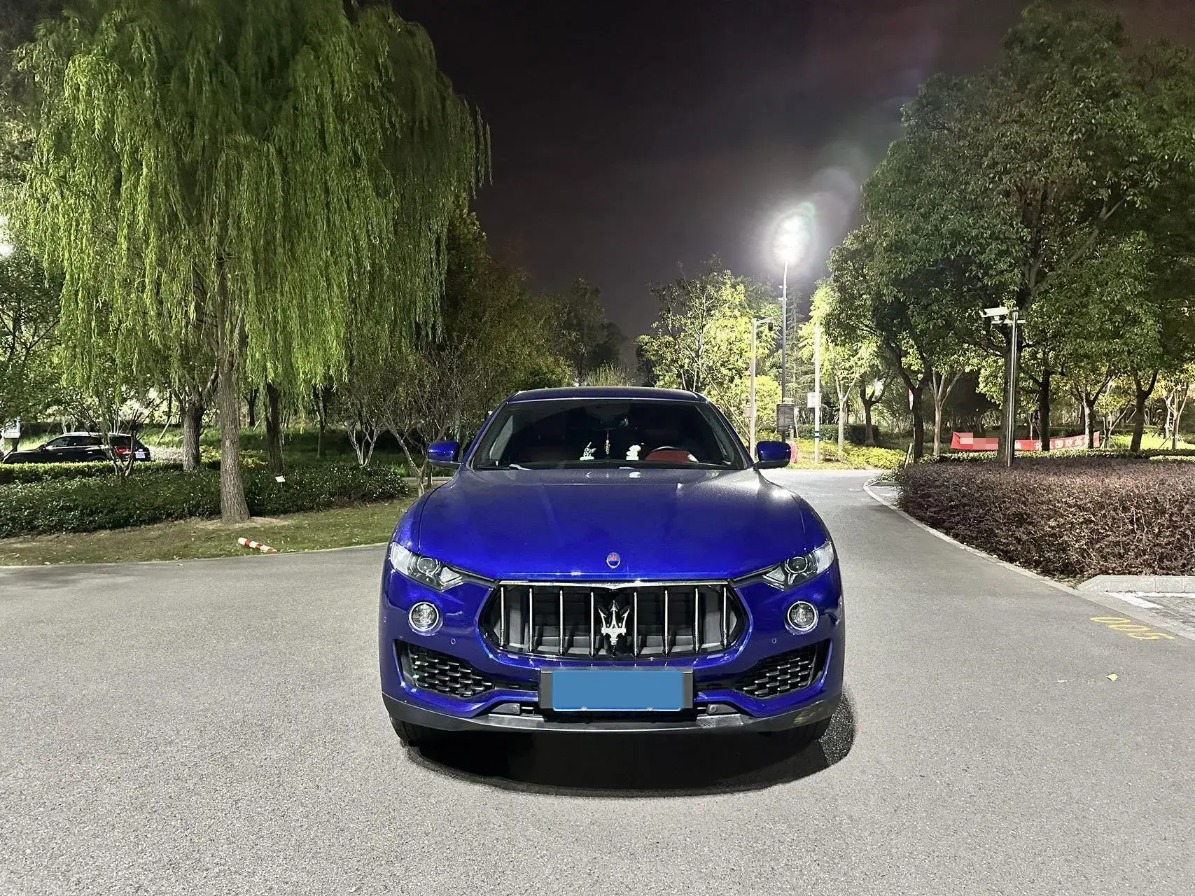 2018 MASERATI LEVANTE thumbnail 2