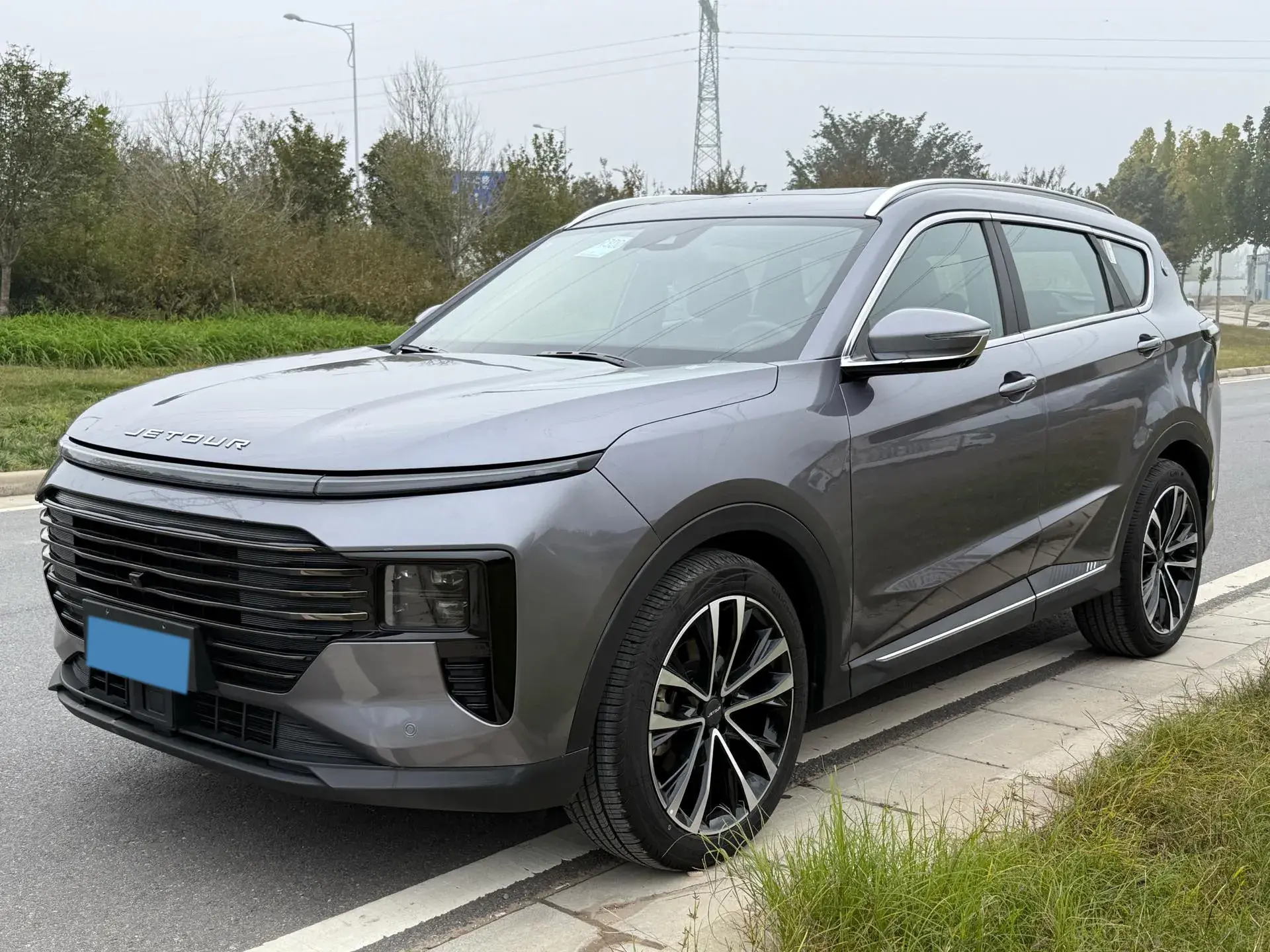 2025 JETOUR X70 view 1