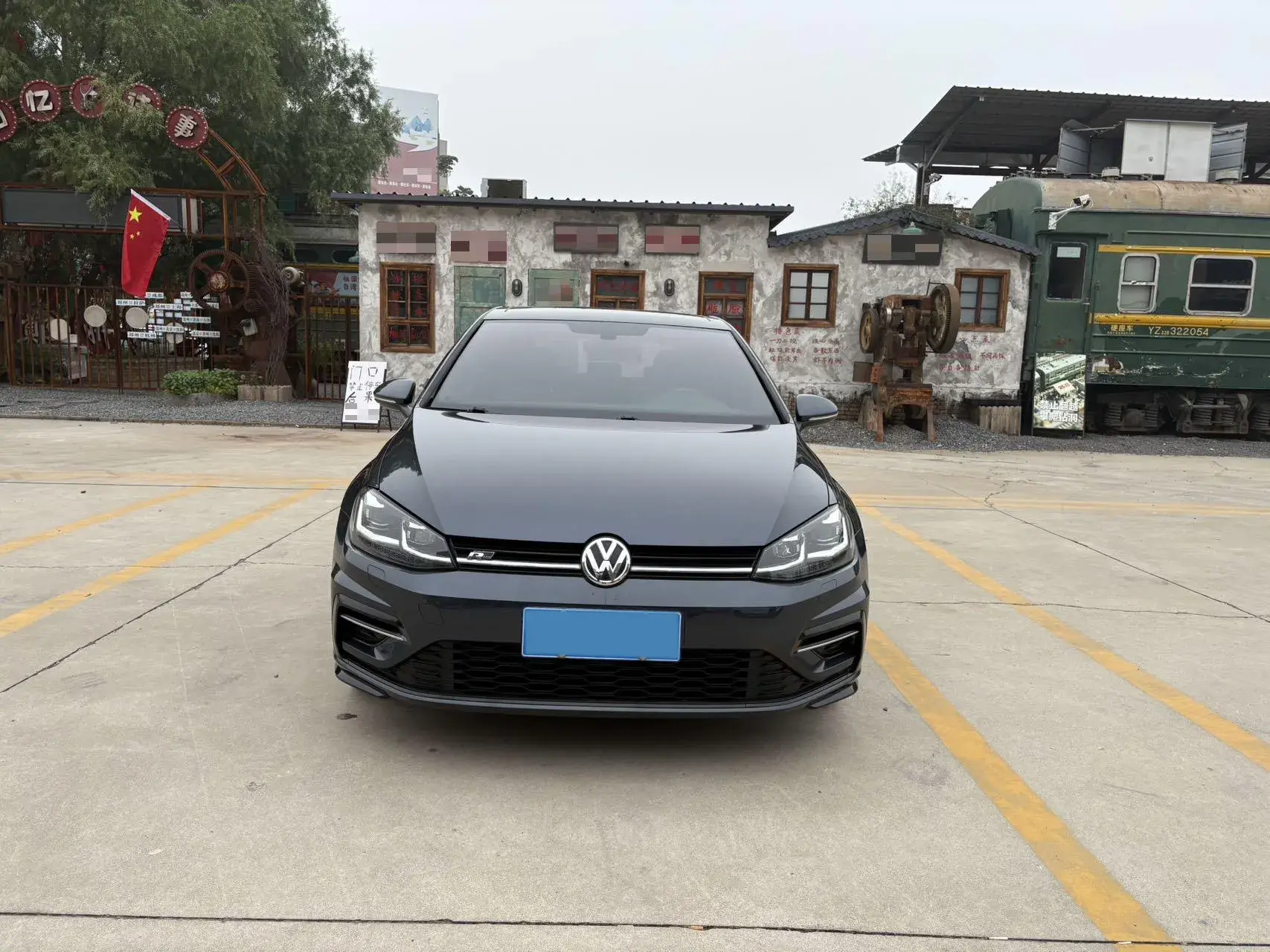 2018 VOLKSWAGEN GOLF thumbnail 2