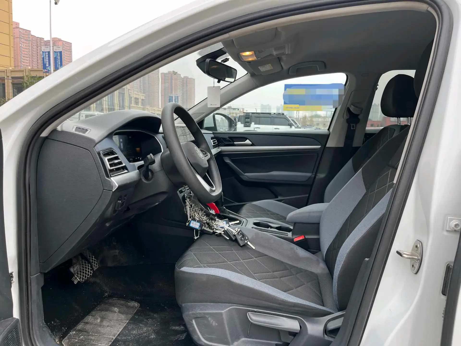 2023 VOLKSWAGEN LAVIDA thumbnail 4