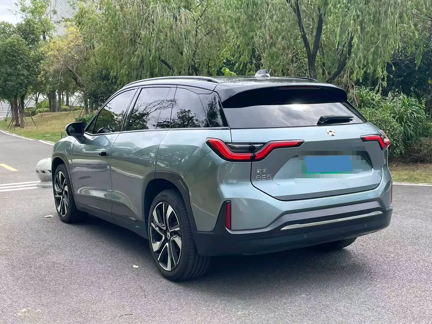 2020 NIO ES6 thumbnail 4