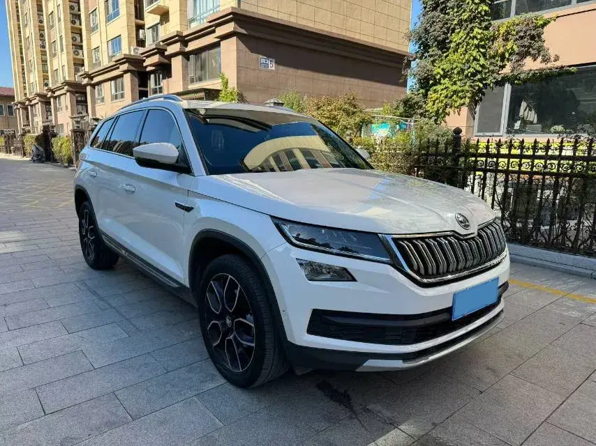 2019 SKODA KODIAK thumbnail 3