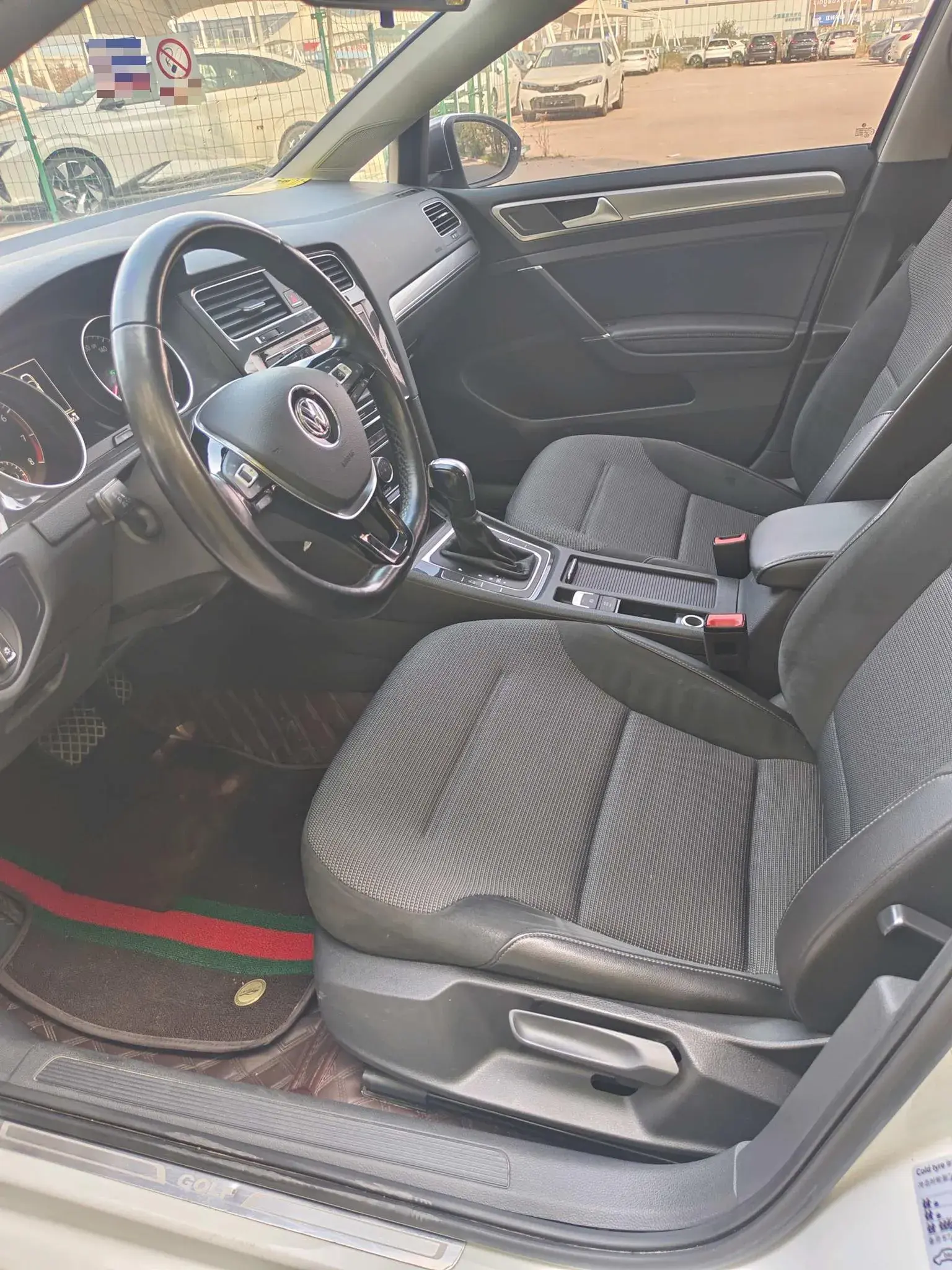 2018 VOLKSWAGEN GOLF thumbnail 4