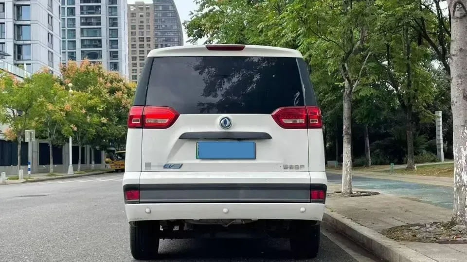 2018 Dongfeng ShuaiKe BEV 49.572KWH,autocango,china used car exporter,china ev exporter,chinese used car exporter,chinese used ev exporter