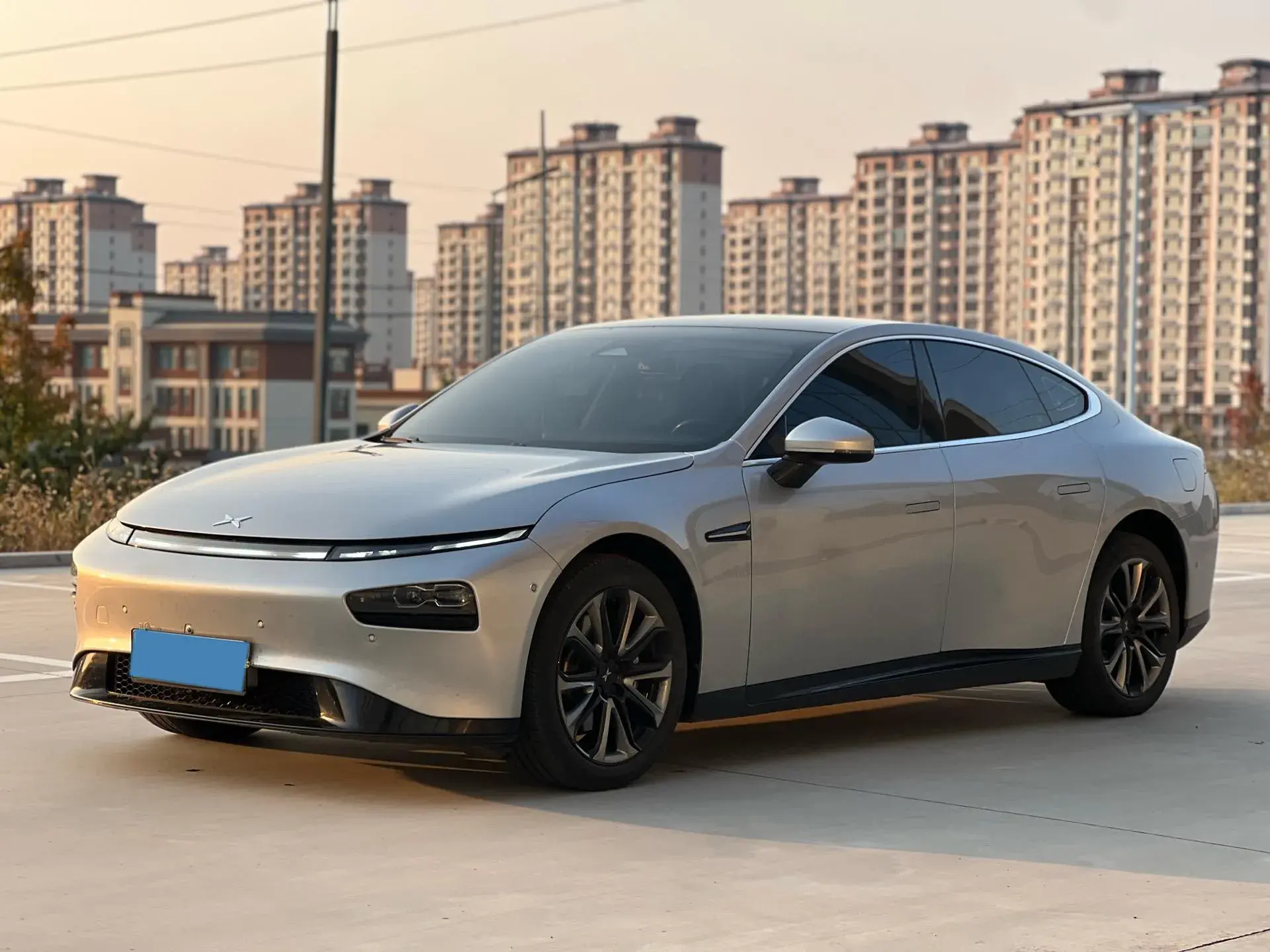 2020 XPENG P7 view 1