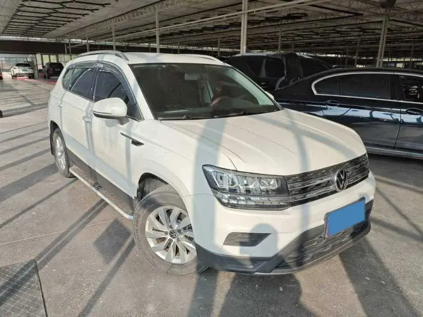 2021 VOLKSWAGEN THARU thumbnail 2