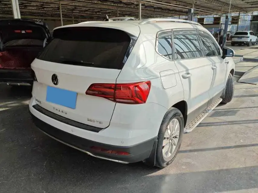 2021 VOLKSWAGEN THARU thumbnail 4