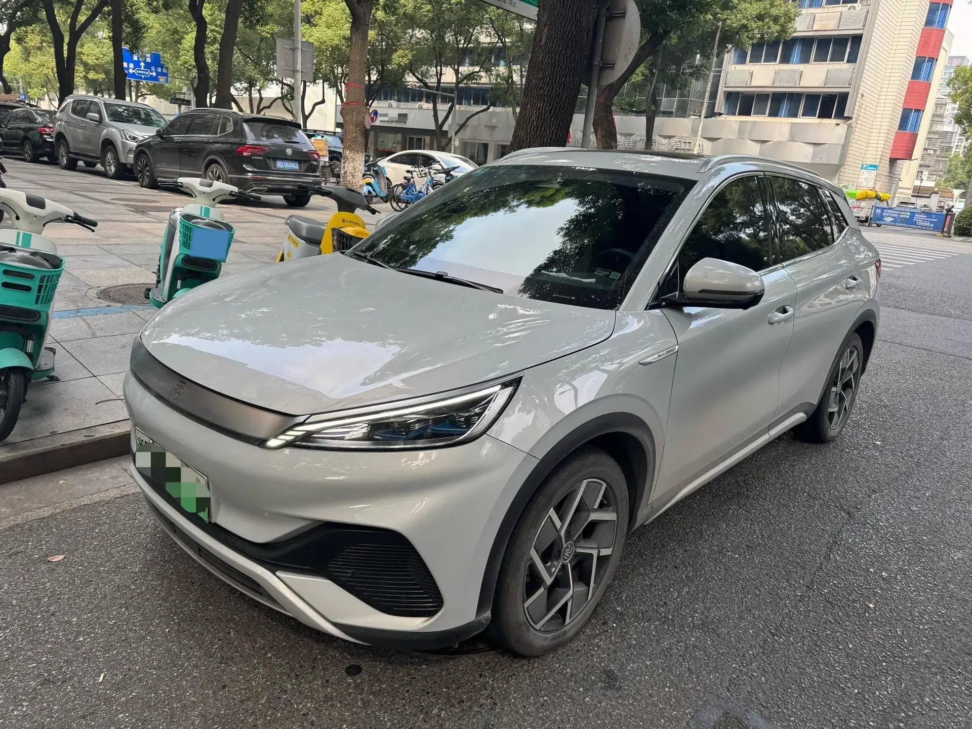2023 BYD YUAN view 1