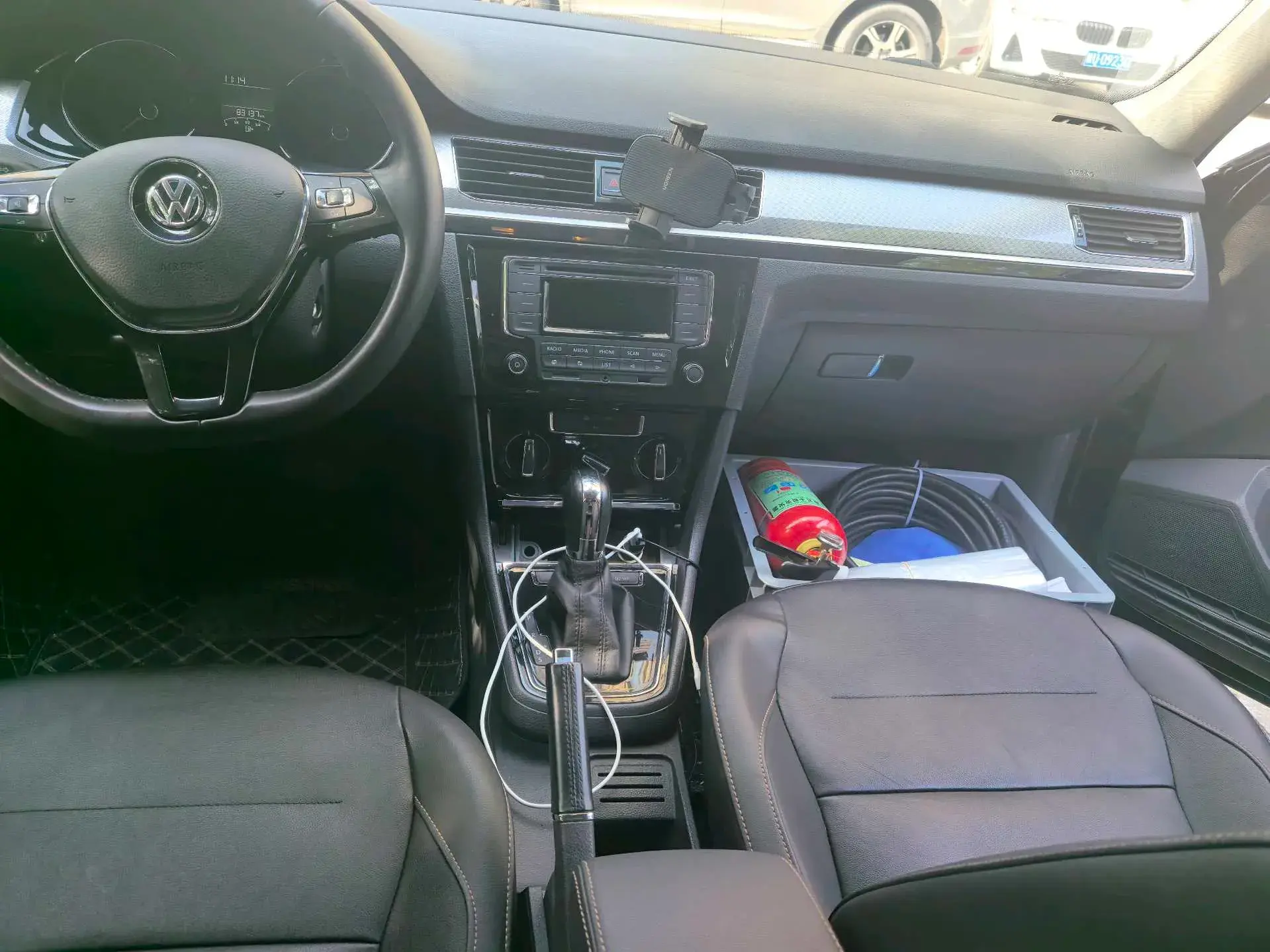 2018 VOLKSWAGEN BORA thumbnail 4