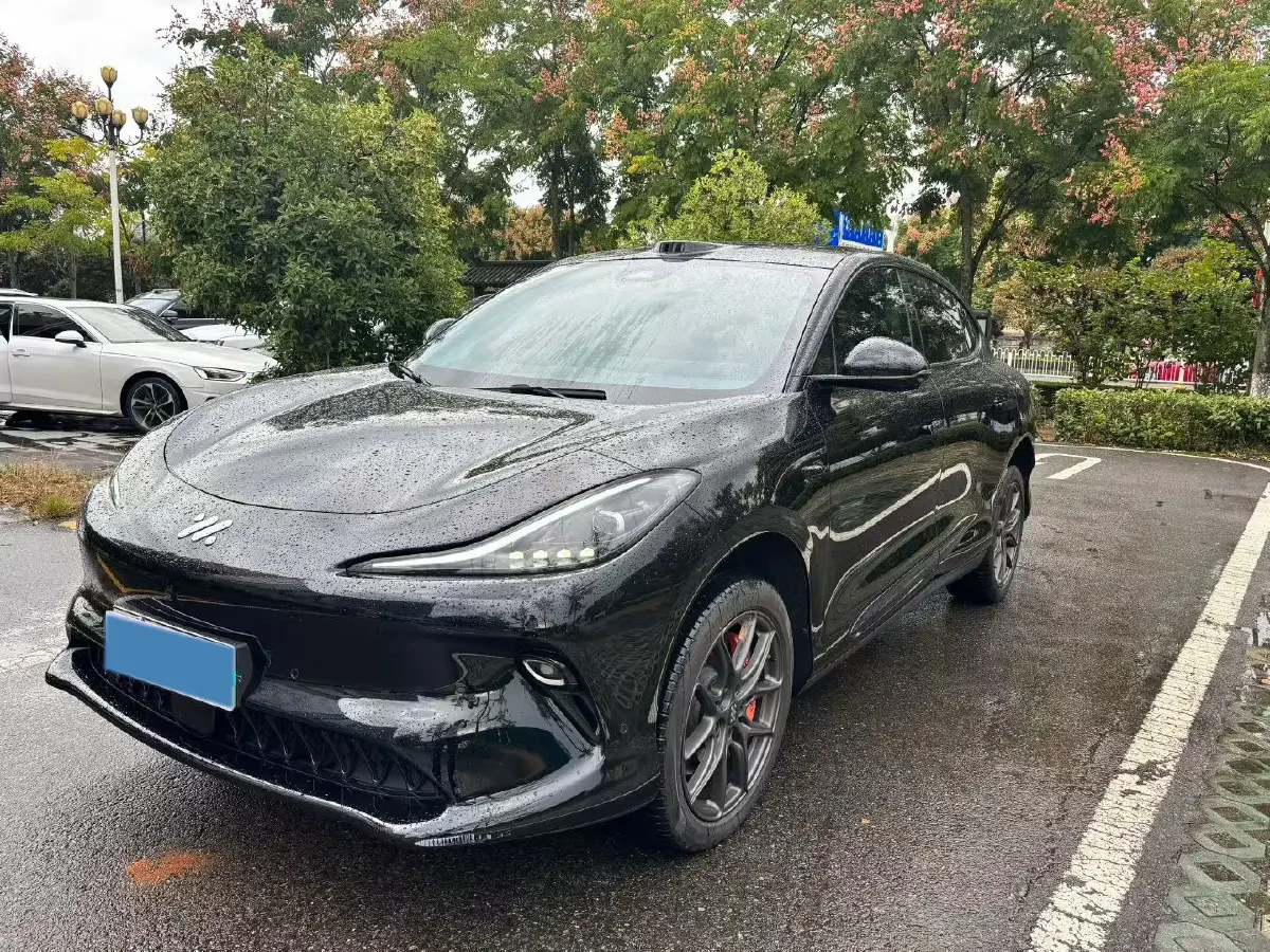 2025 IM LS6 BEV 100KWH