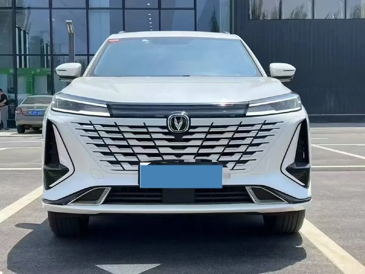 2023 ChangAn CS75 Plus iDD 1.5T 170HP L4 6TCT PHEV 28.39KWH,autocango,china used car exporter,china ev exporter,chinese used car exporter,chinese used ev exporter