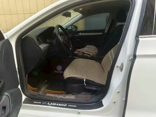 2019 VOLKSWAGEN LAMANDO thumbnail 4