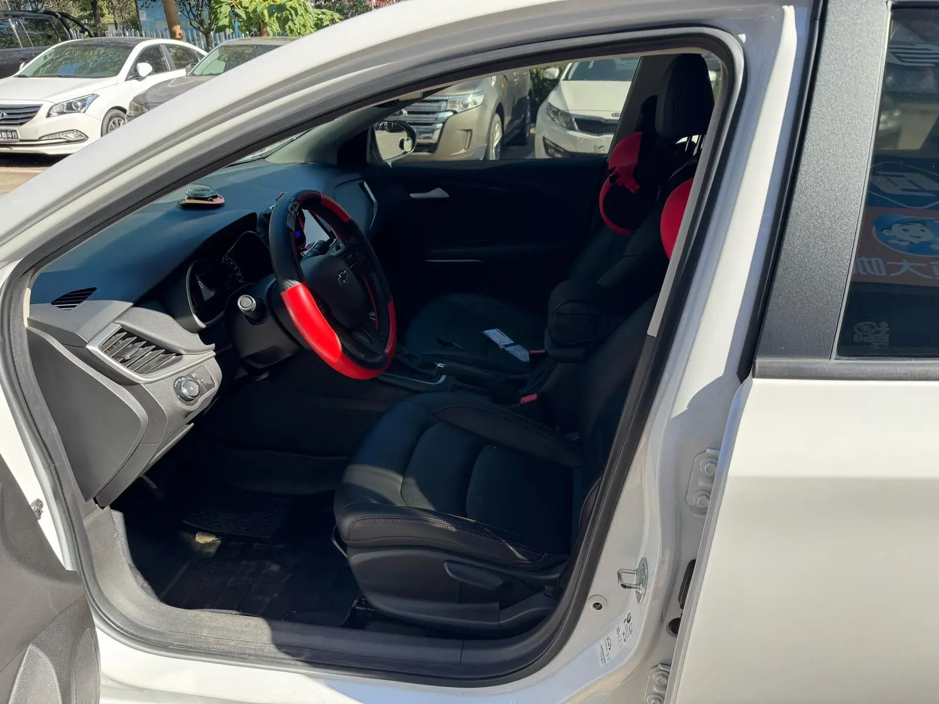 2019 CHEVROLET MONZA thumbnail 4