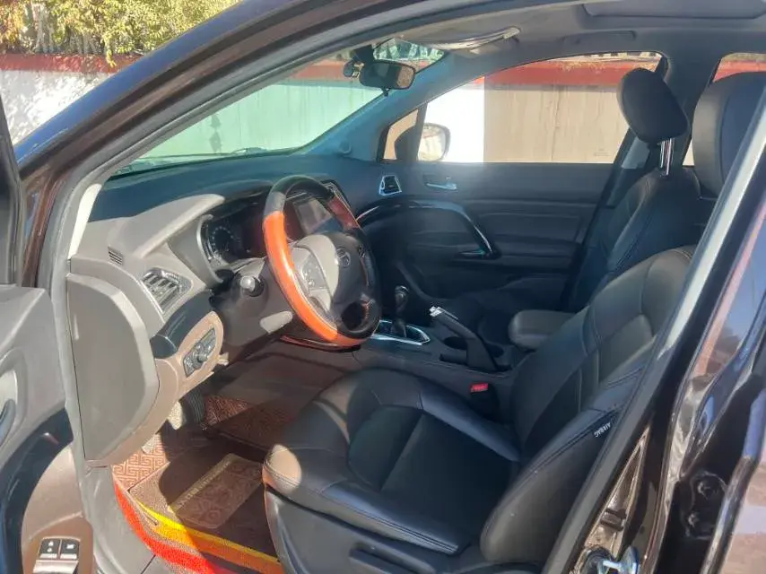 2017 GAC TRUMPCHI thumbnail 4