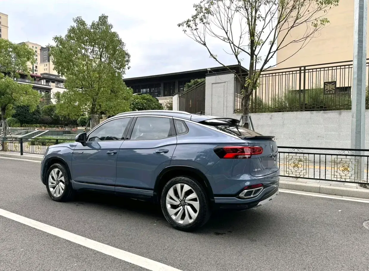 2020 VOLKSWAGEN TAYRON thumbnail 4