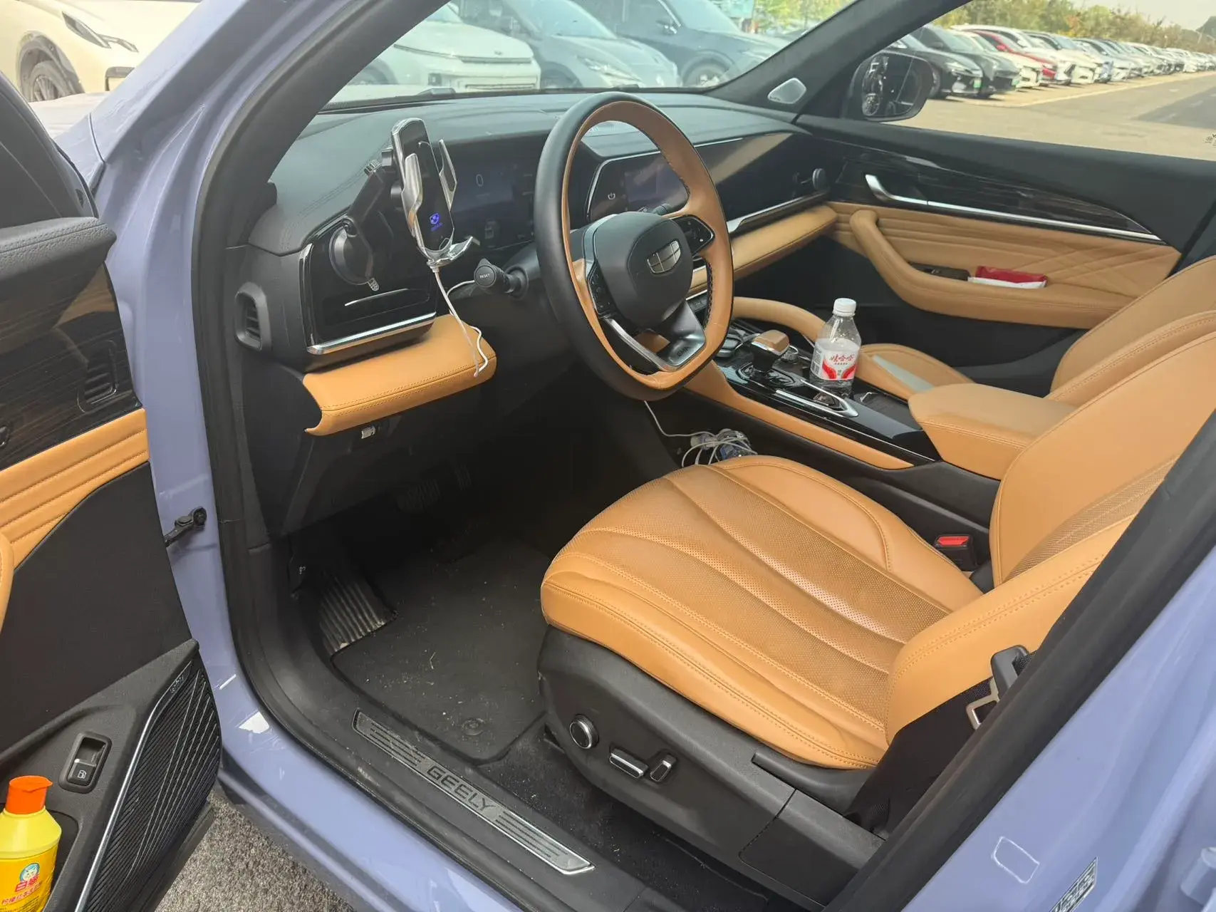 2022 GEELY MONJARO thumbnail 4