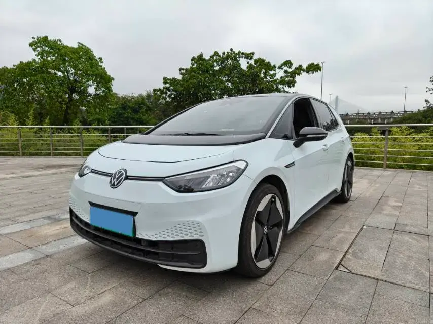 2023 VOLKSWAGEN ID.3 view 1