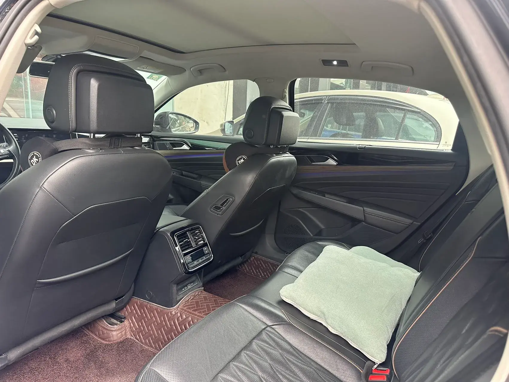 2020 VOLKSWAGEN PASSAT thumbnail 4