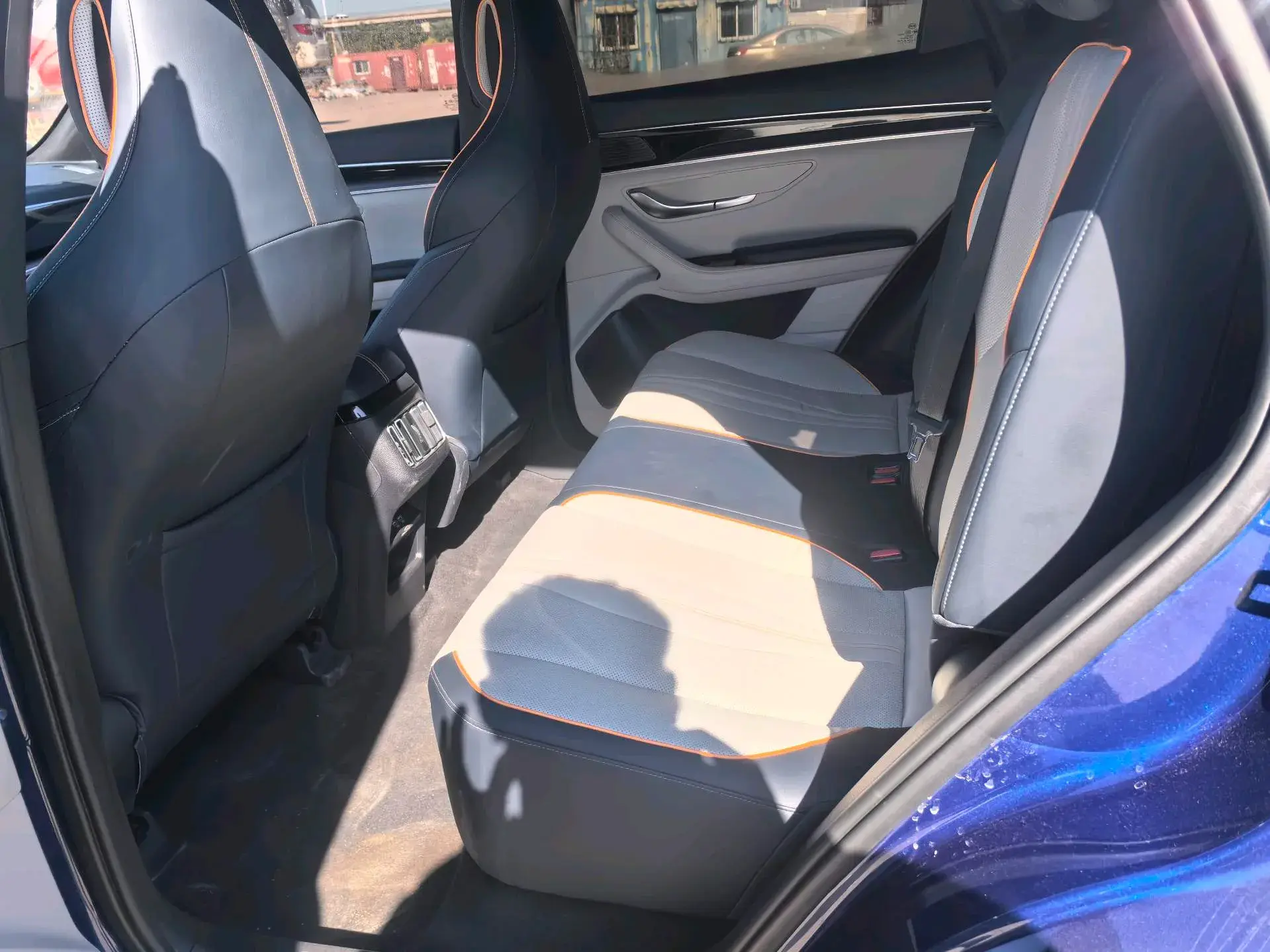 2022 BYD SONG thumbnail 3