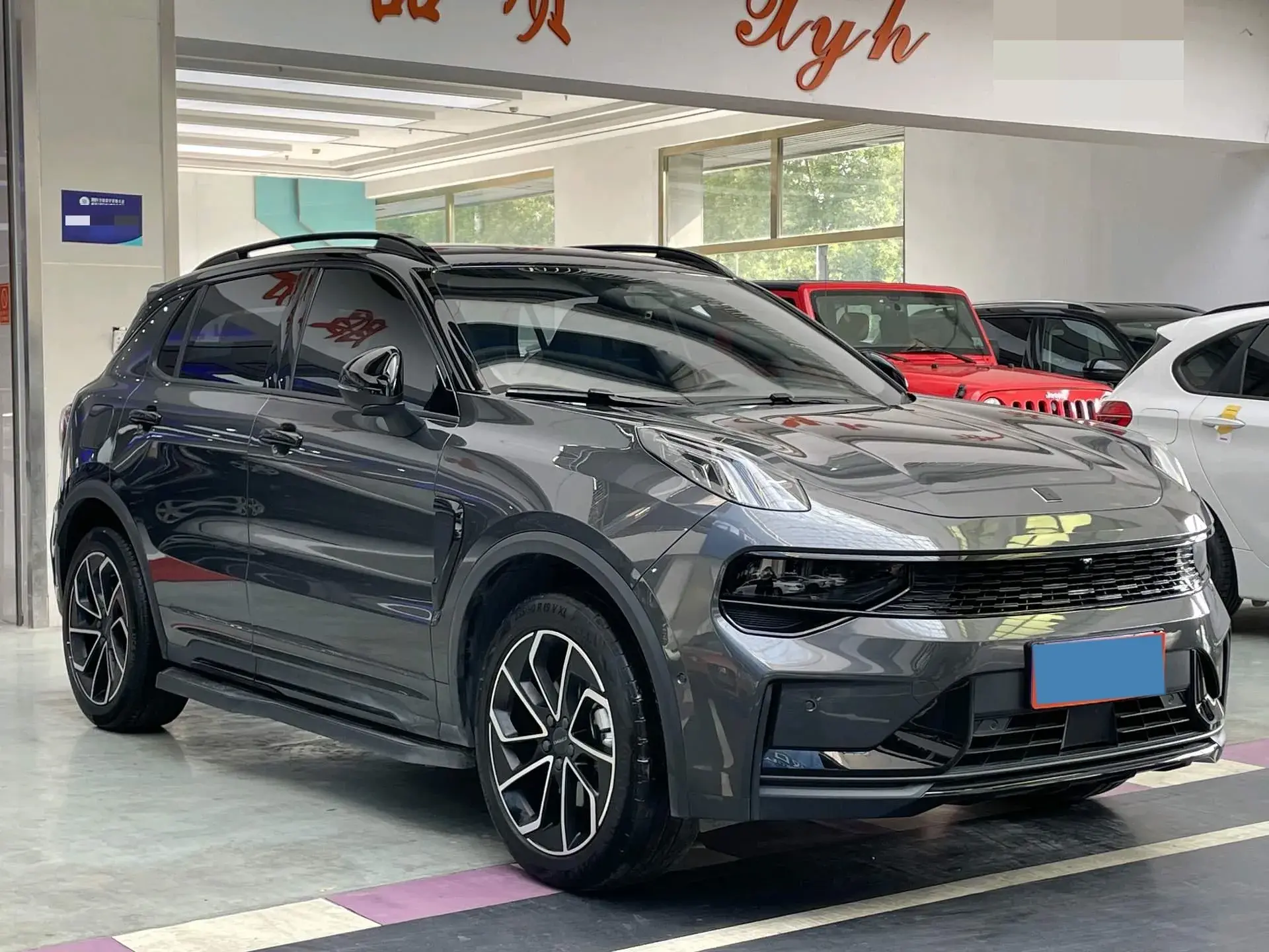 2022 LYNK&CO 01 thumbnail 3