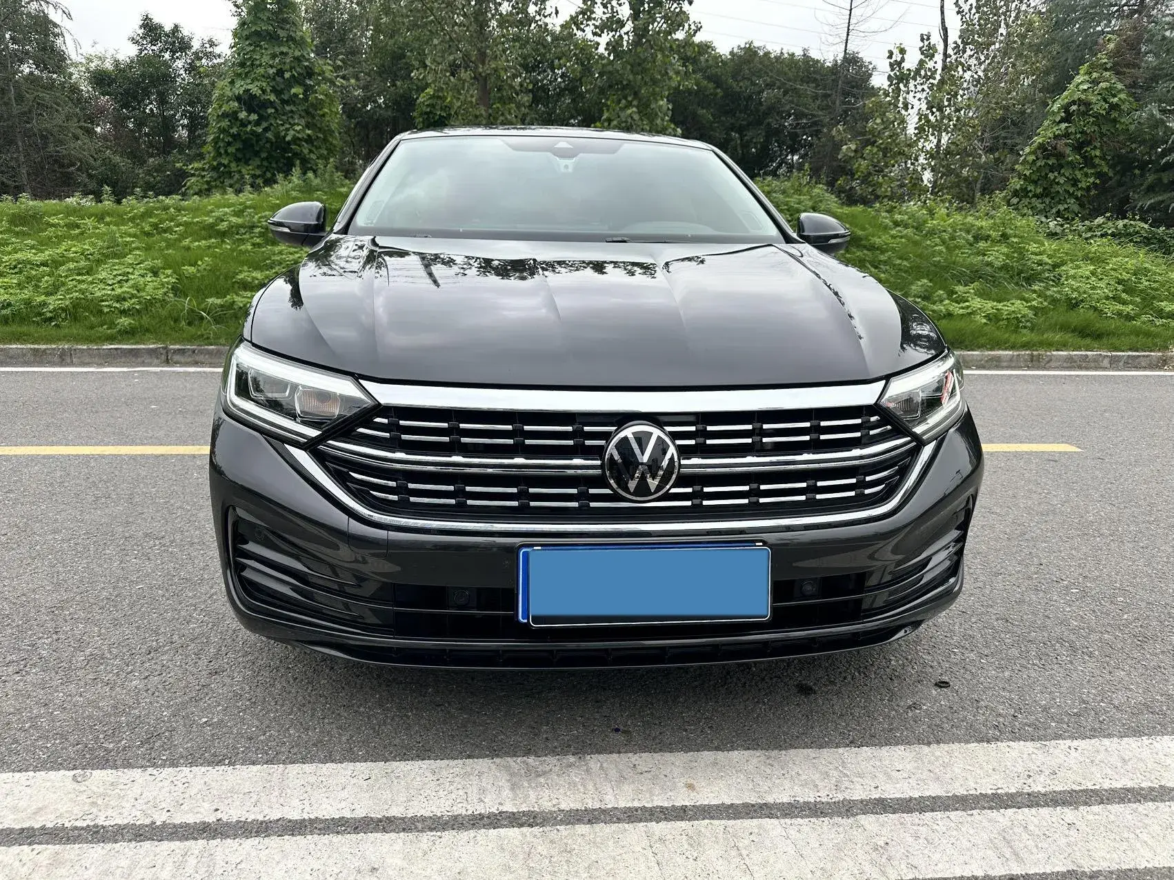 2023 VOLKSWAGEN SAGITAR thumbnail 2