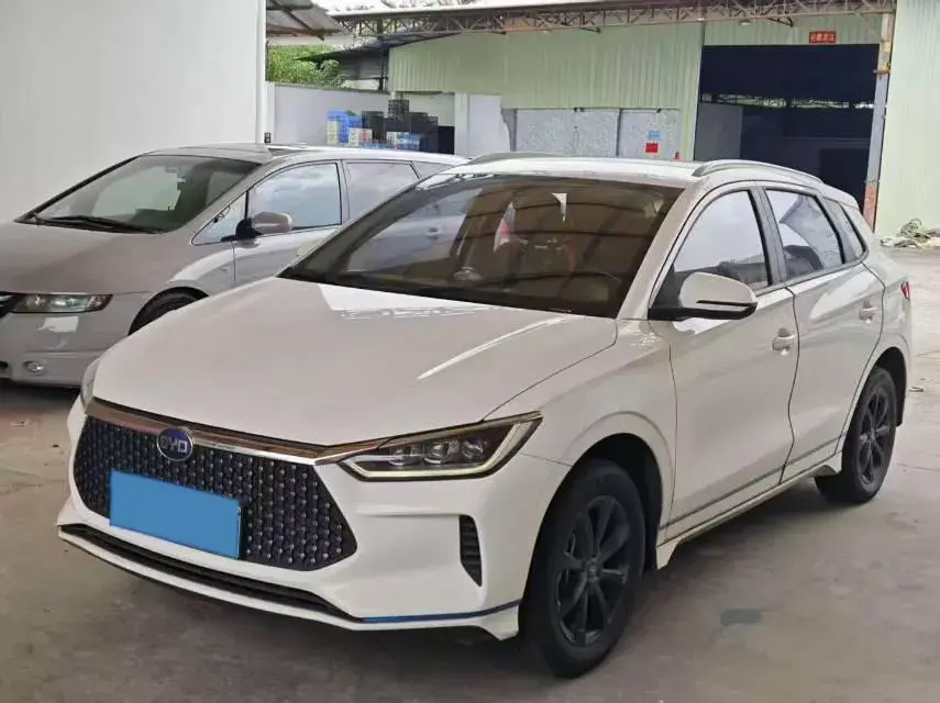 2021 BYD E2 view 1