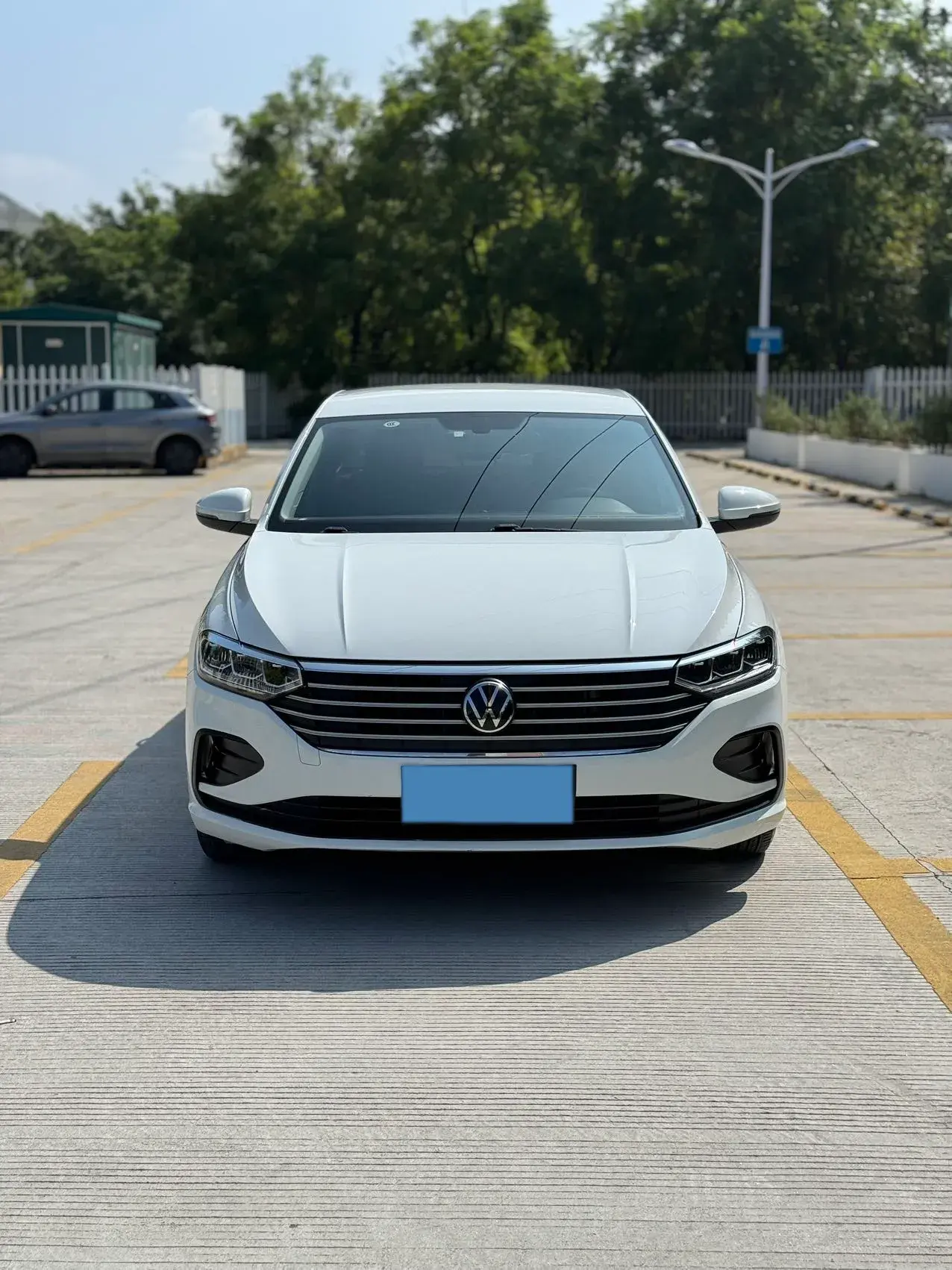 2023 VOLKSWAGEN LAVIDA thumbnail 2