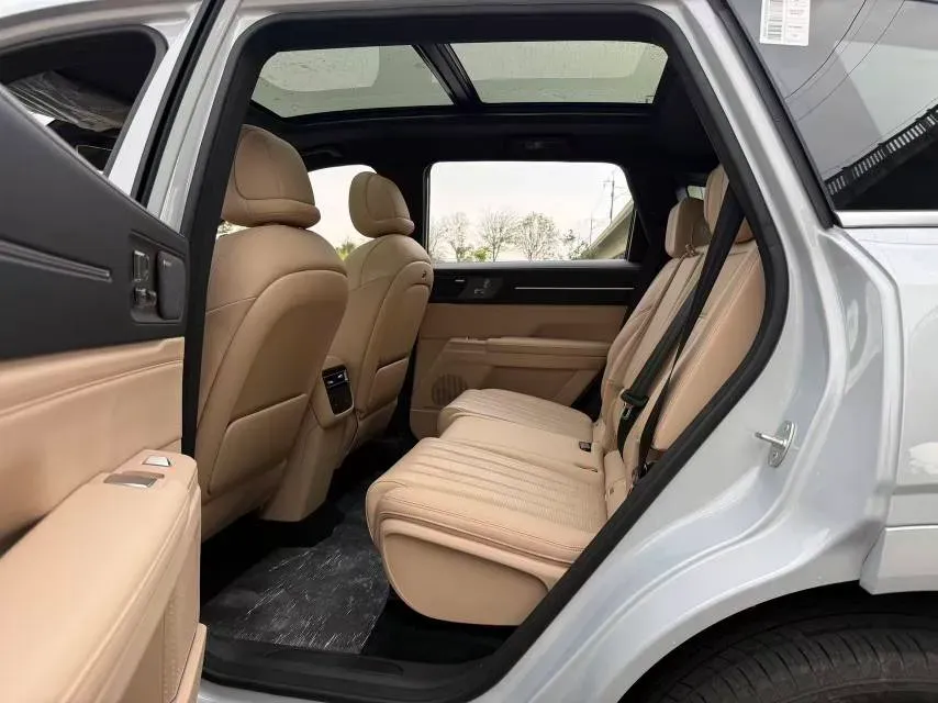 2025 Jetour ShanHai L7 PLUS 1.5T 156HP L4 1DHT PHEV,autocango,china used car exporter,china ev exporter,chinese used car exporter,chinese used ev exporter