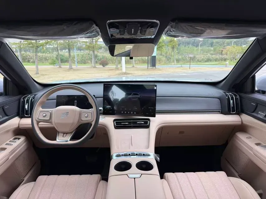 2025 Jetour ShanHai L7 PLUS 1.5T 156HP L4 1DHT PHEV,autocango,china used car exporter,china ev exporter,chinese used car exporter,chinese used ev exporter