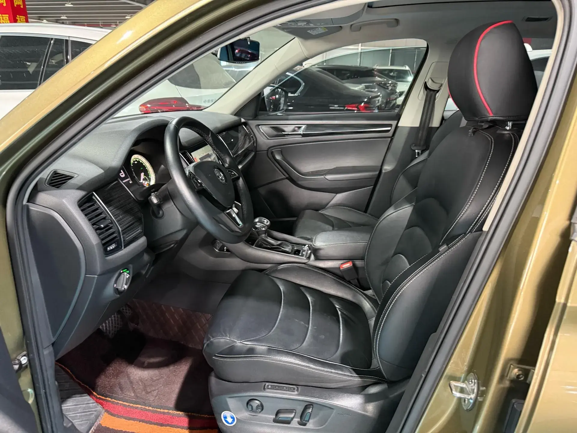 2017 SKODA KODIAK thumbnail 4