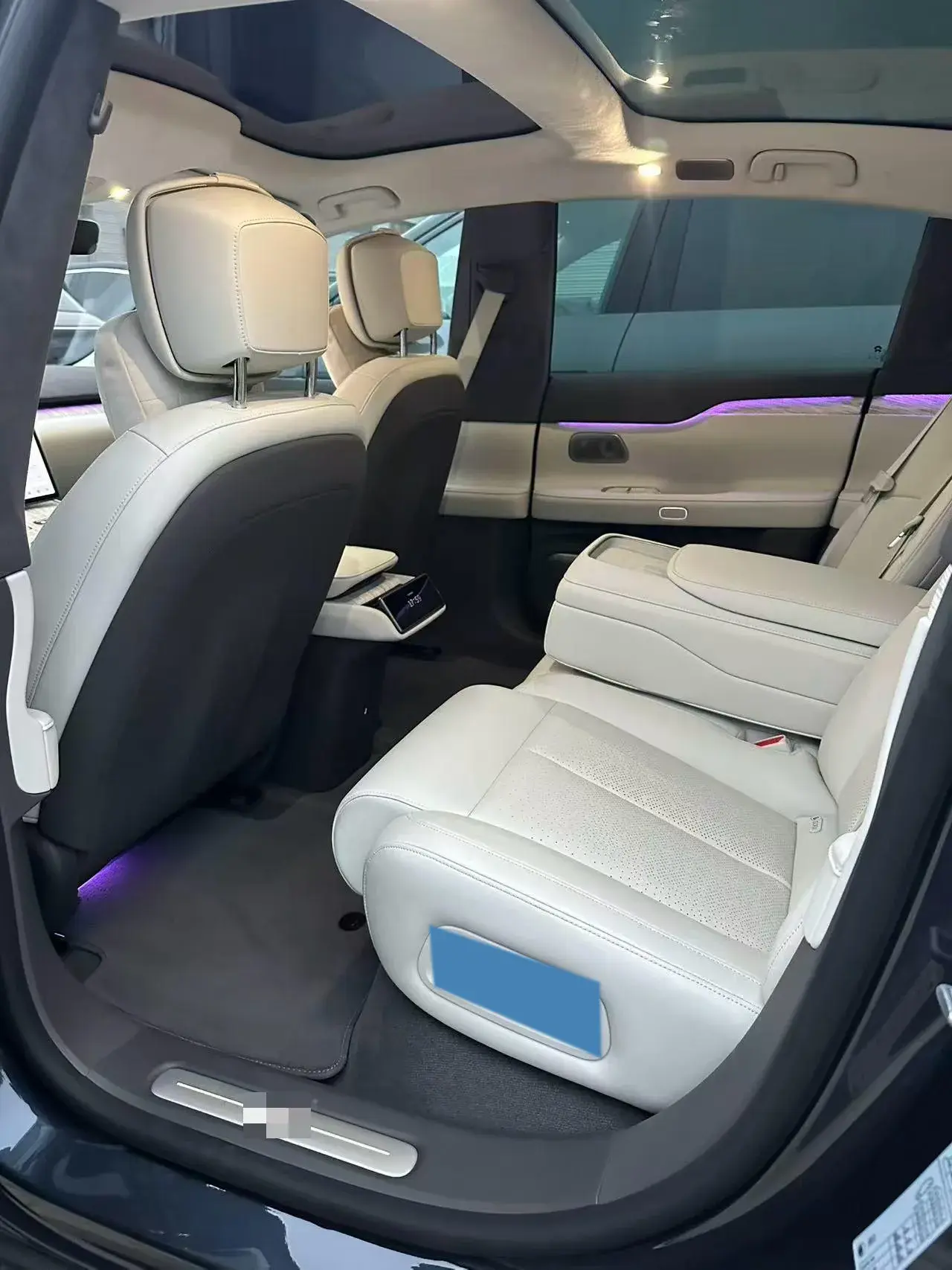 2024 NIO ET7 thumbnail 4