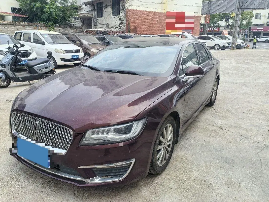 2018 LINCOLN MKZ view 1