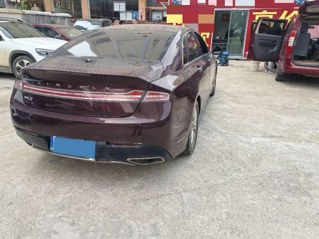 2018 LINCOLN MKZ thumbnail 4