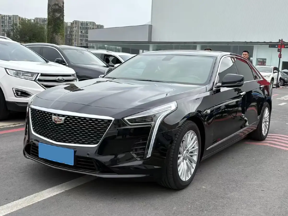 2022 Cadillac CT6 2.0T 237HP L4 10AT