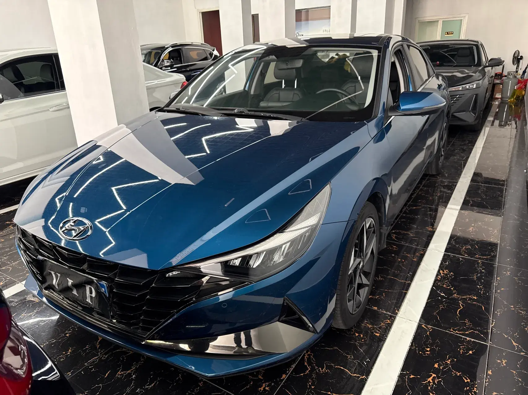 2021 HYUNDAI ELANTRA view 1