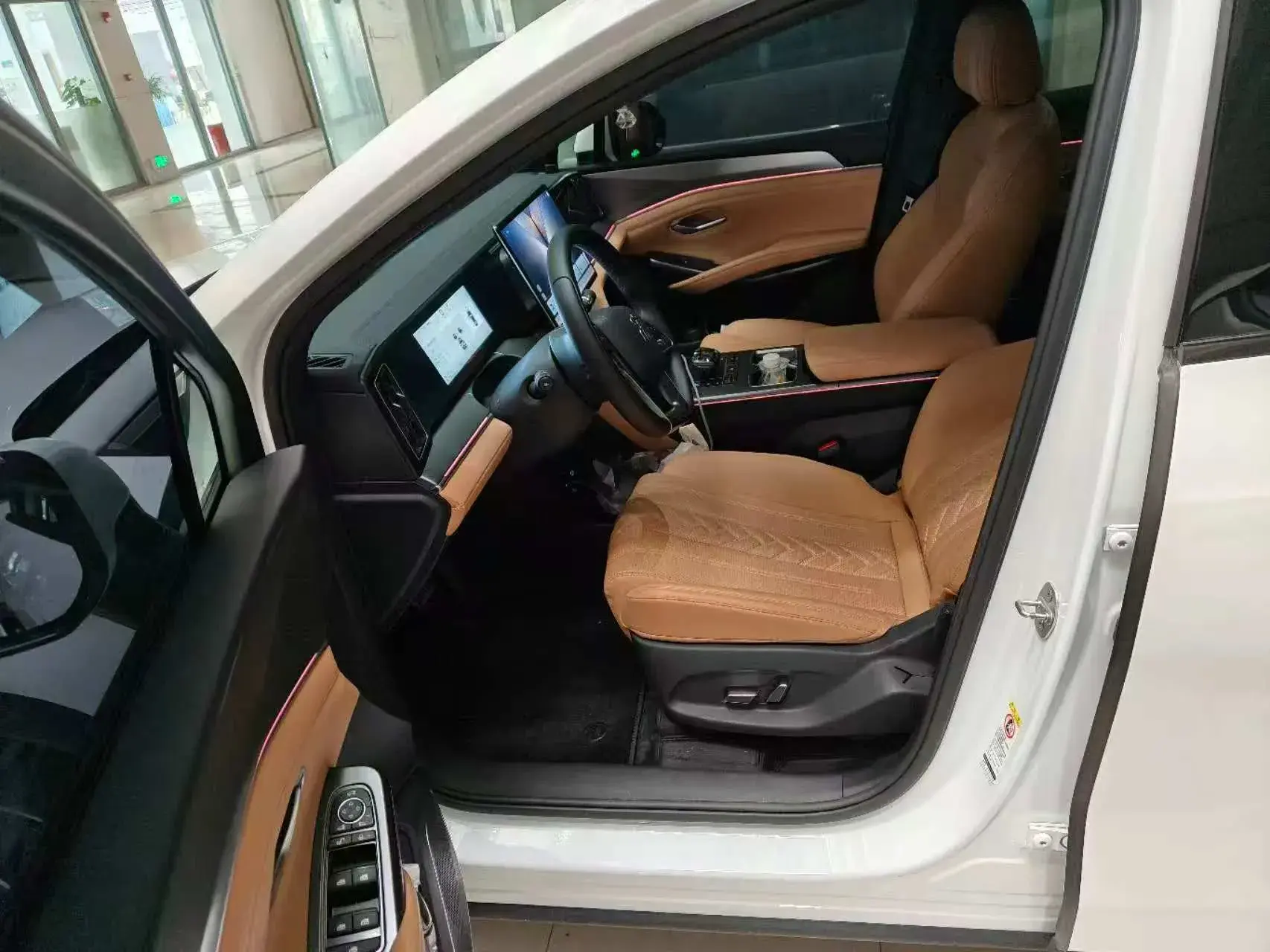 2024 BYD SONGL thumbnail 2