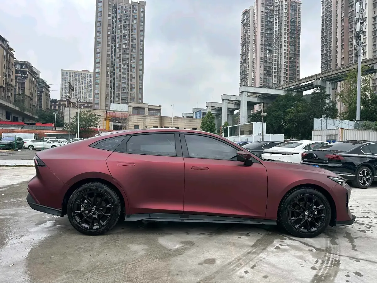 2024 ChangAn UNI-V 1.5T 188HP L4 7DCT,autocango,china used car exporter,china ev exporter,chinese used car exporter,chinese used ev exporter