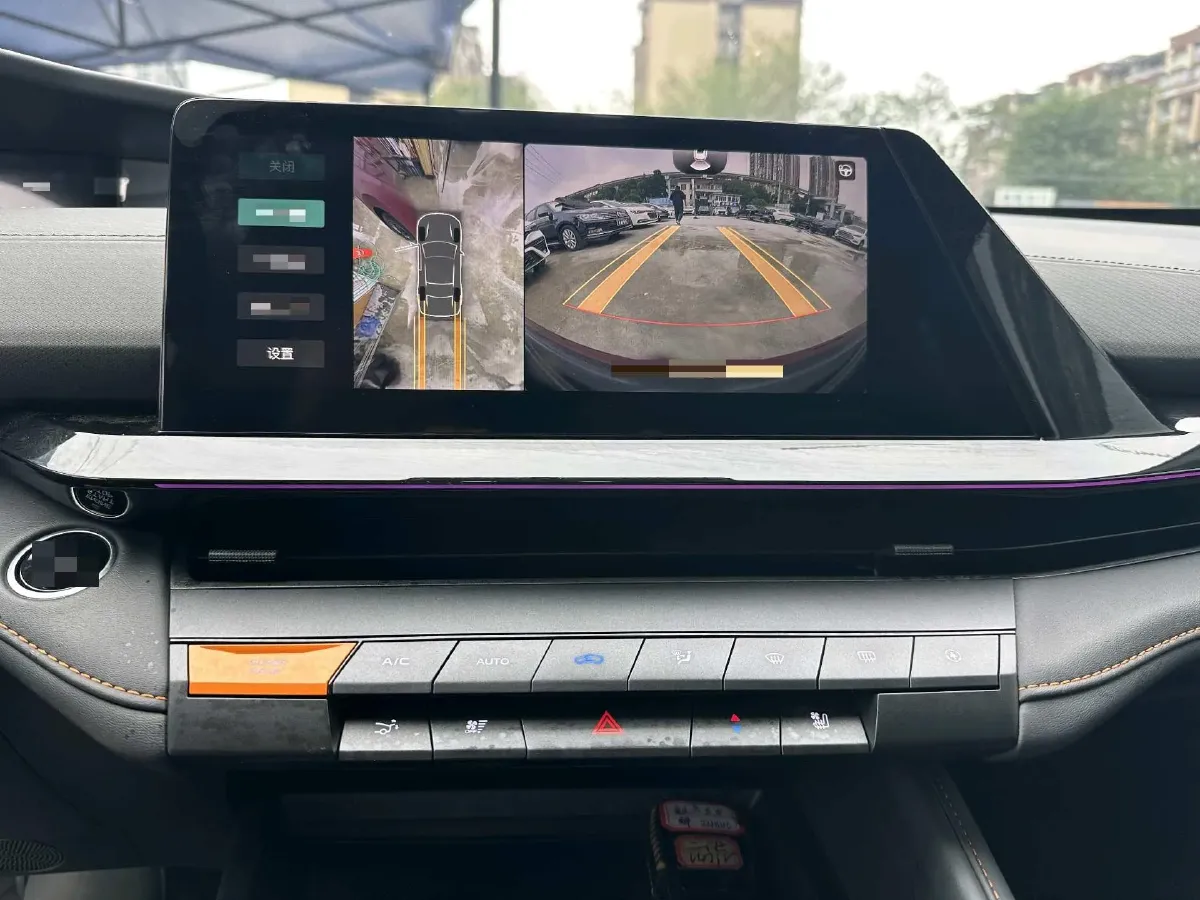 2024 ChangAn UNI-V 1.5T 188HP L4 7DCT,autocango,china used car exporter,china ev exporter,chinese used car exporter,chinese used ev exporter