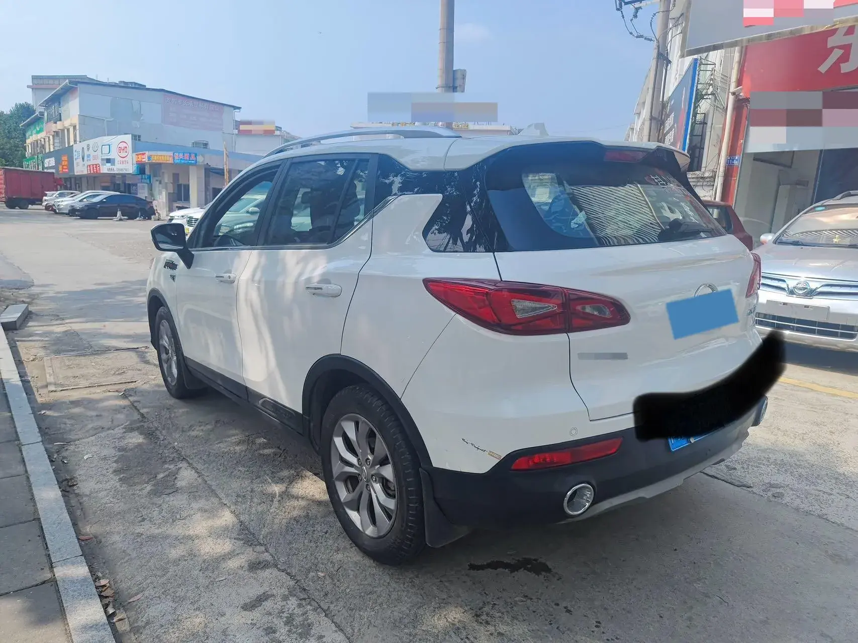 2017 GAC TRUMPCHI thumbnail 2