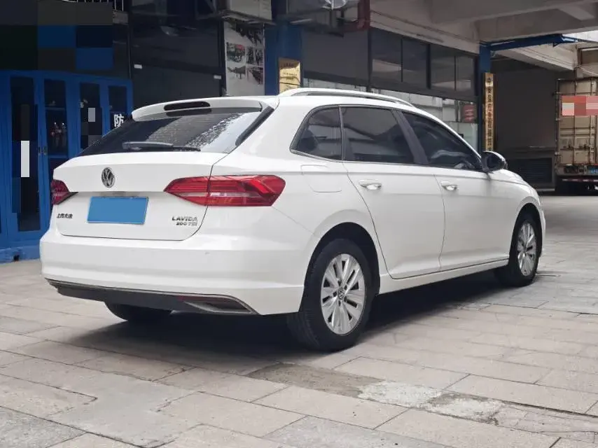 2019 VOLKSWAGEN LAVIDA thumbnail 4