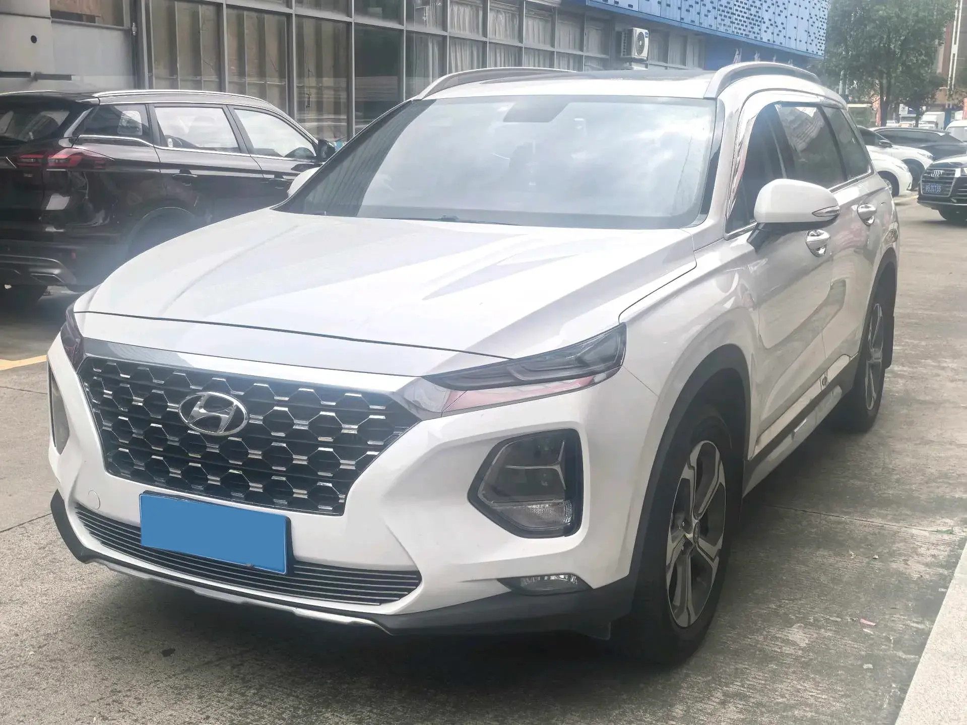 2019 HYUNDAI SANTAFE view 1
