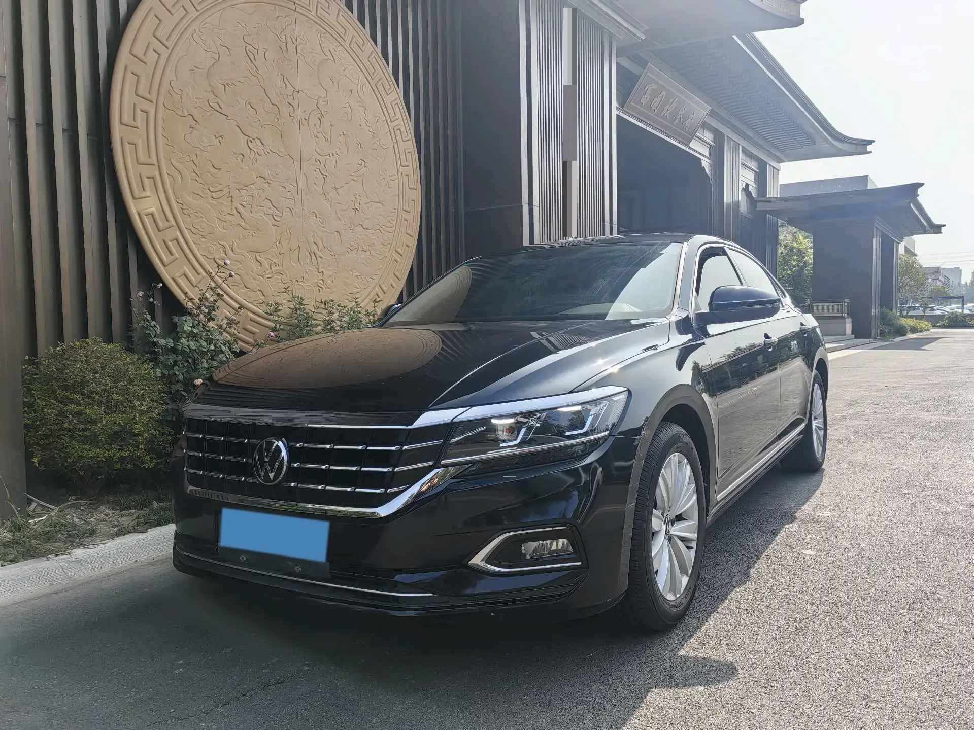 2020 VOLKSWAGEN PASSAT view 1