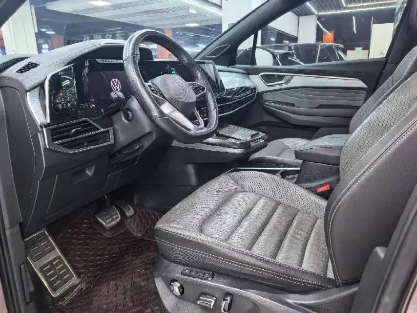 2021 VOLKSWAGEN TALAGON thumbnail 4