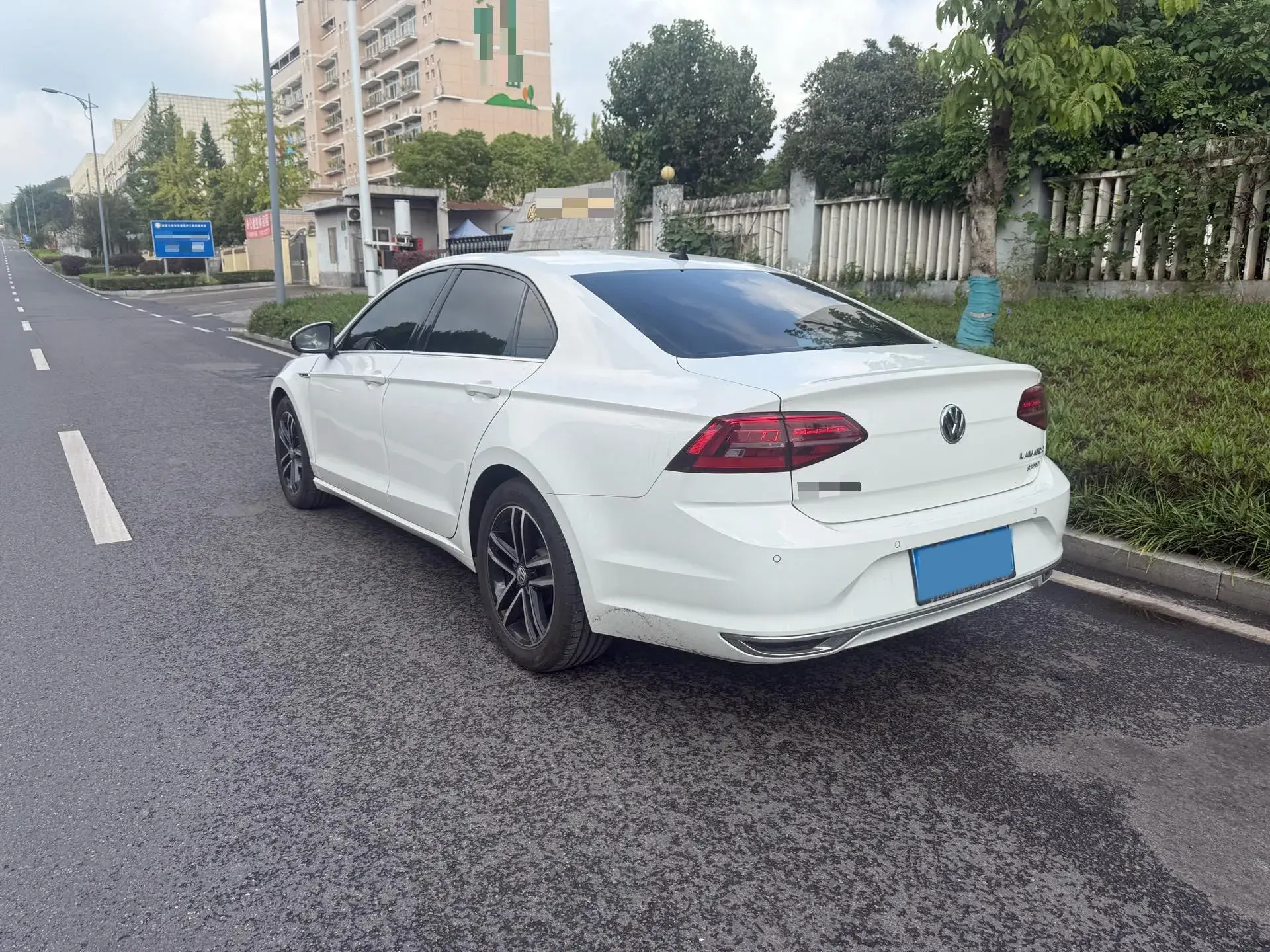 2019 VOLKSWAGEN LAMANDO thumbnail 4