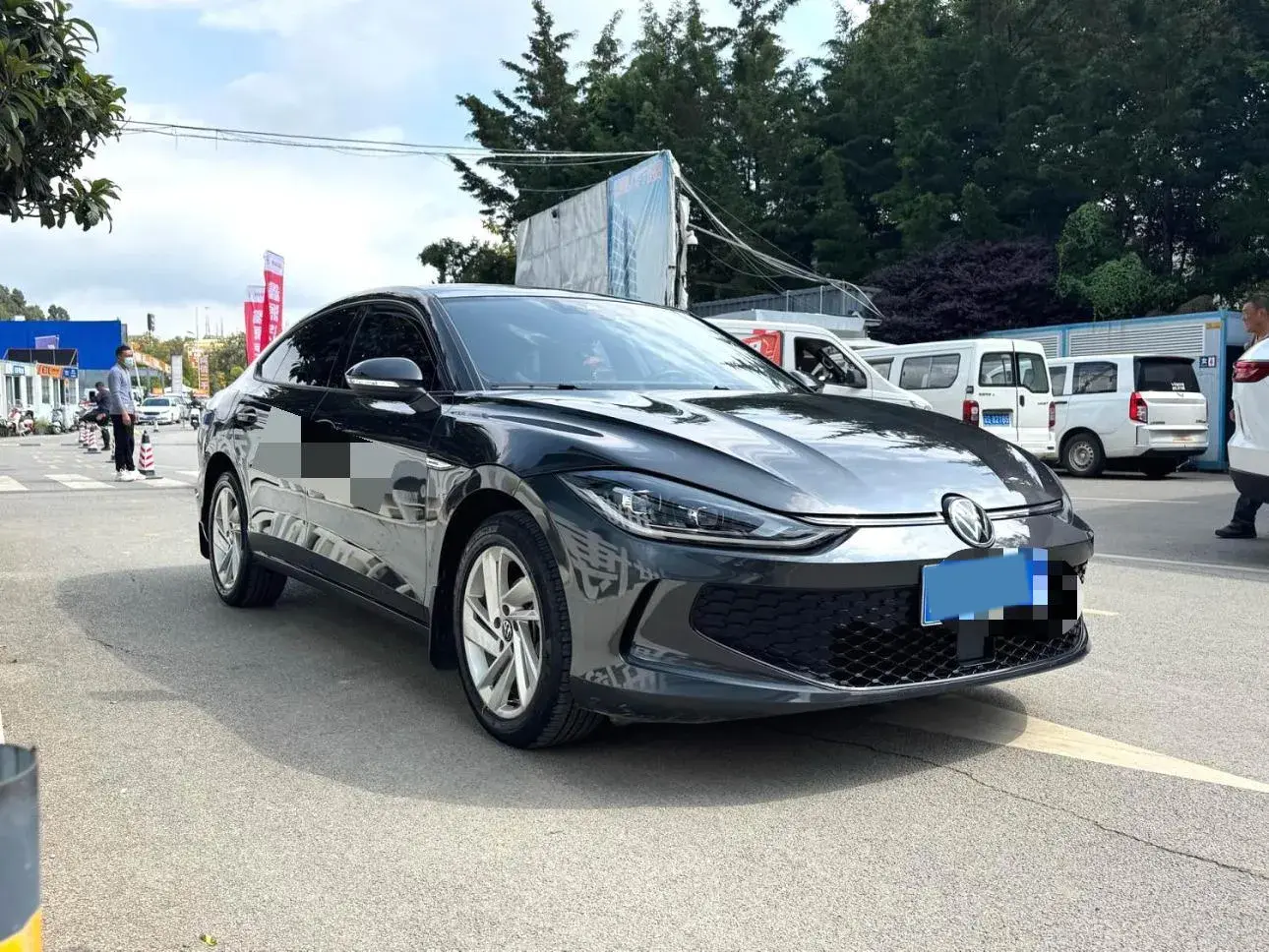 2023 VOLKSWAGEN LAMANDO thumbnail 3